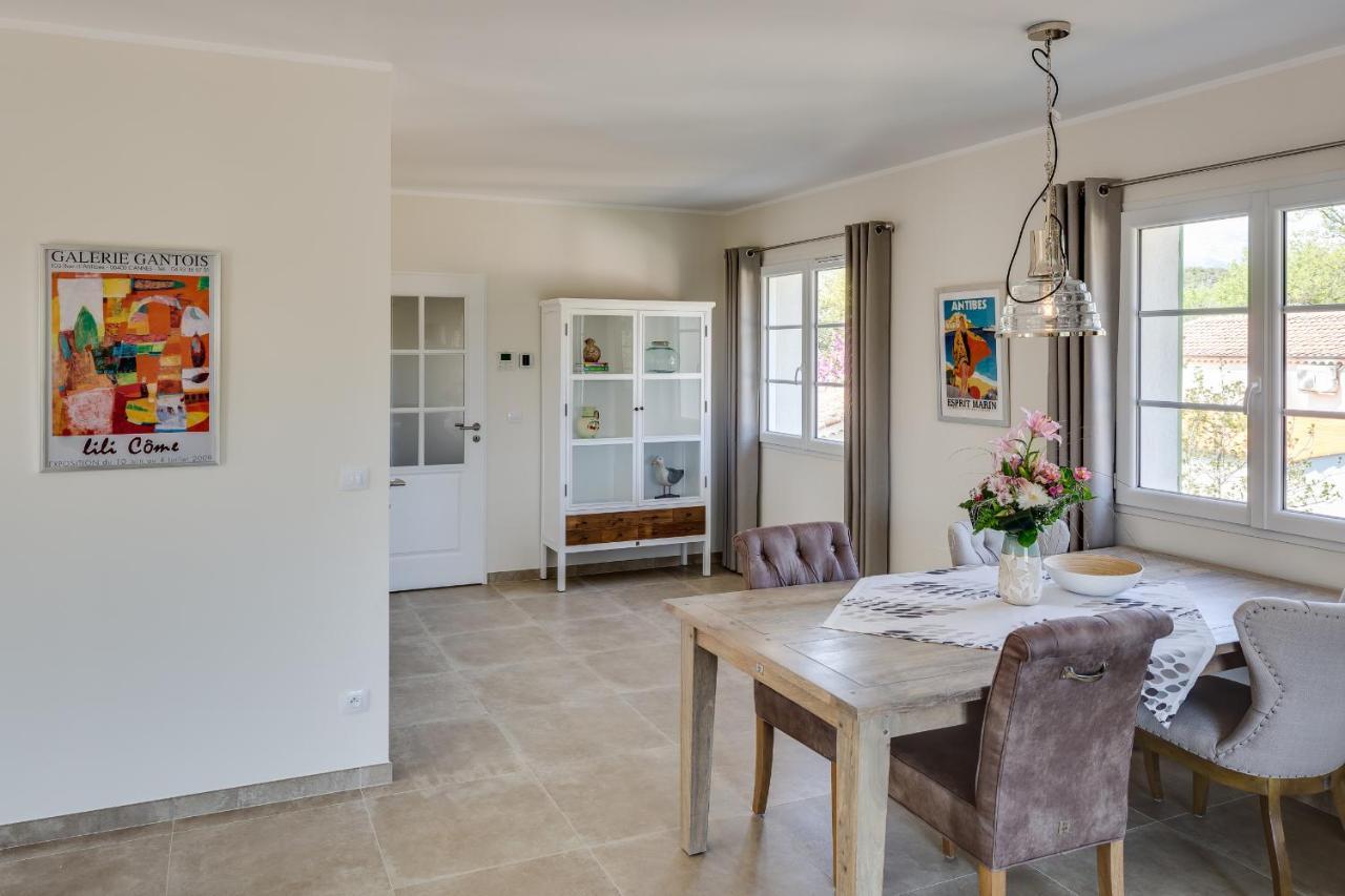 Luxurious And Spacious Apartment In The Heart Of The Cote D'Azur Roquefort-les-Pins Exterior foto